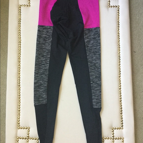 💖Hipkini Workout Leggings💖 - Picture 5 of 7